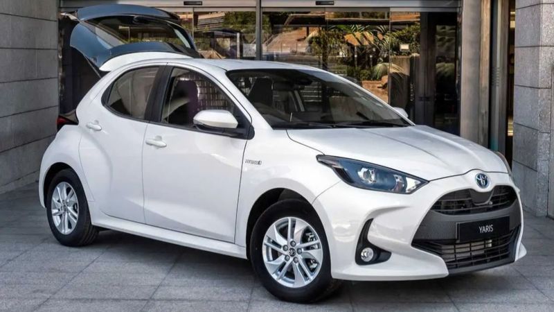 Toyota Yaris hafif ticariye dönüştü: Yaris Hibrit ECOVan