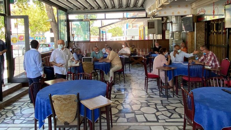 Aşısızların kahveye alınmaması uygulaması Başkent'te başladı