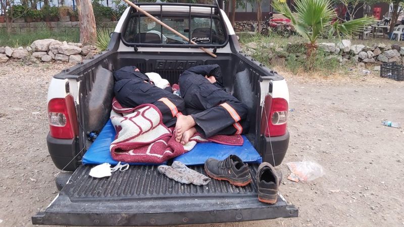 Marmaris'te alevlere müdahale eden ekip yorgun düştü