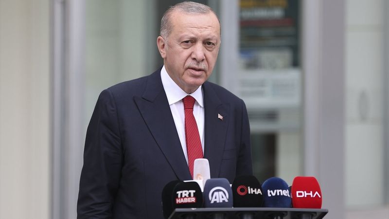 Cumhurbaşkanı Erdoğan, cuma namazı sonrası konuştu