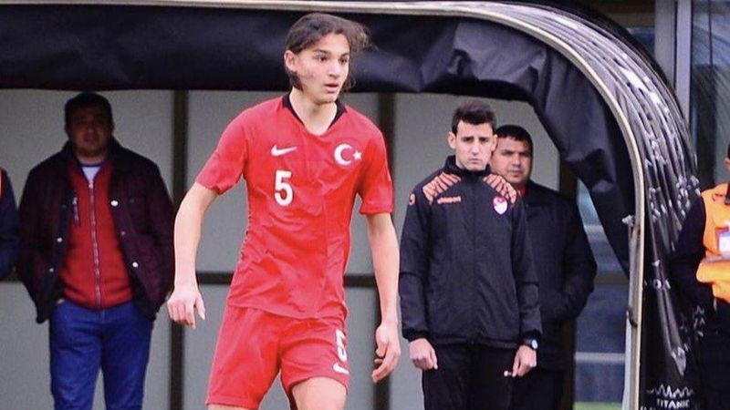 Fenerbahçe, Emir Ortakaya'yı istiyor