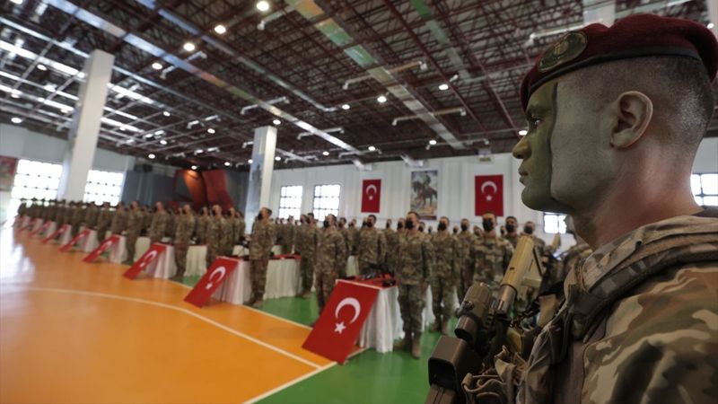 İhtisas kursunu tamamlayan bordo bereliler yemin etti