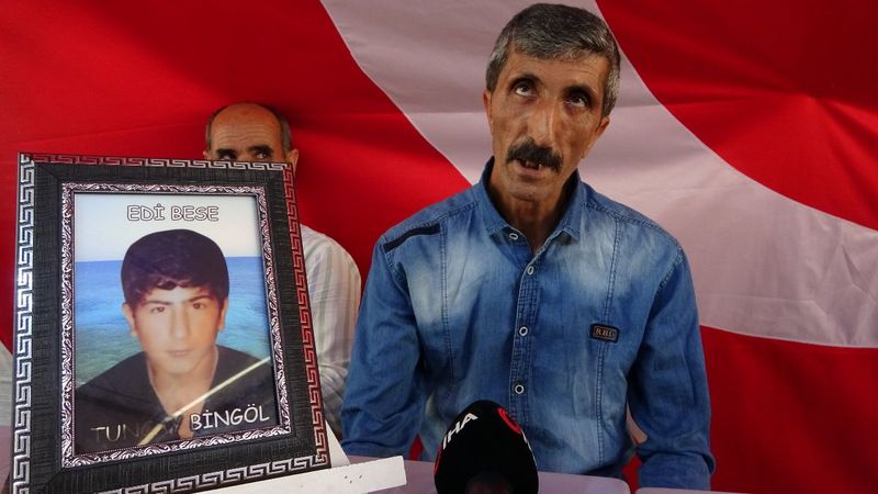 Diyarbakırlı baba: PKK dağdan gelip kaçırmıyor, HDP yolluyor