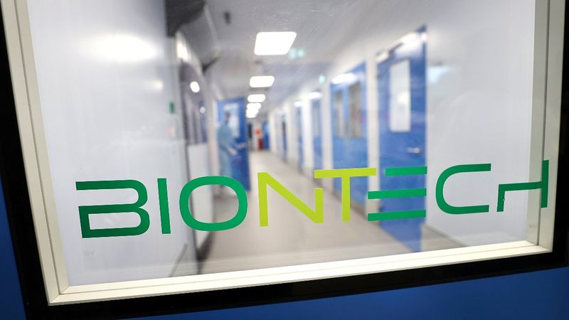 BioNTech: Koronavirüs aşısını, varyantlara uyarlamaya henüz gerek yok