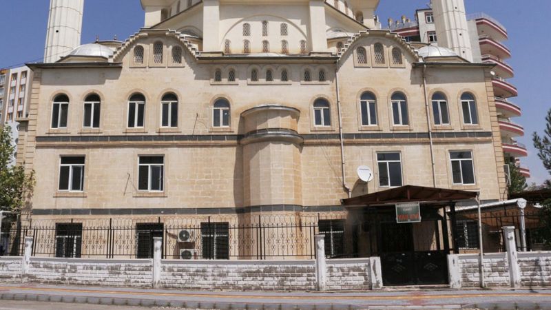 Diyarbakır'da taziyeye giden aynı aileden 30 kişi koronavirüse yakalandı