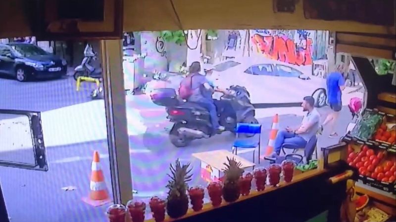 Oğulcan Engin’in motosikletini çalan hırsız kamerada