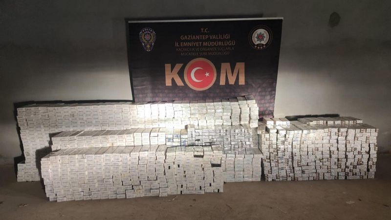 Gaziantep'te 33 bin 410 paket kaçak sigaraya el konuldu