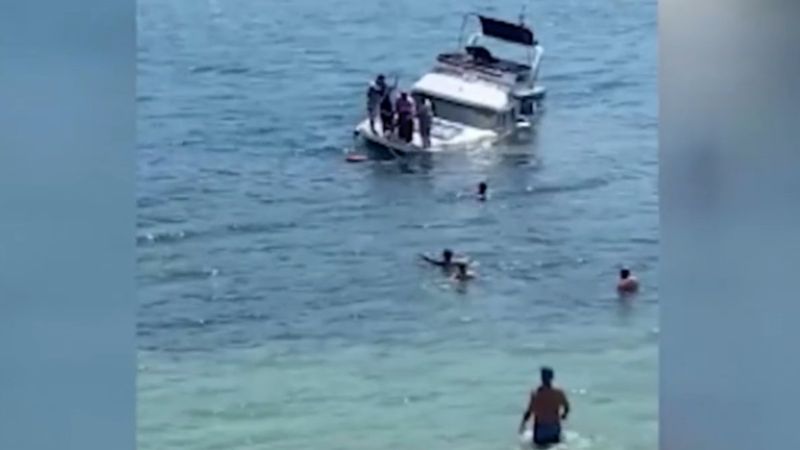 Sarıyer sahilinde tekne battı