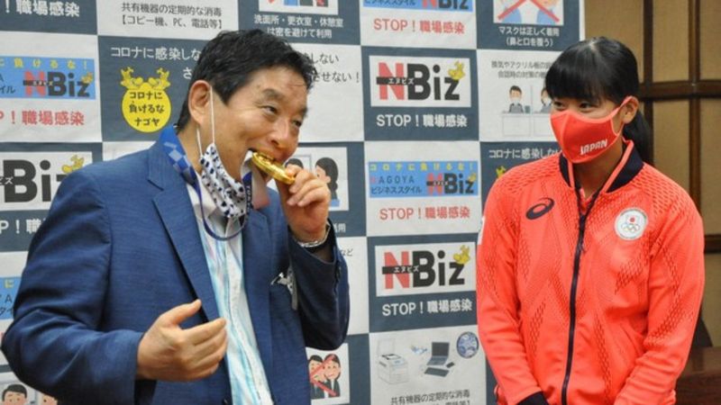 Isırılan olimpiyat madalyası değiştirilecek