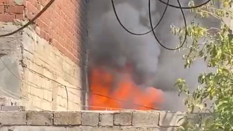 Şanlıurfa'da yufka açarken evi yaktı