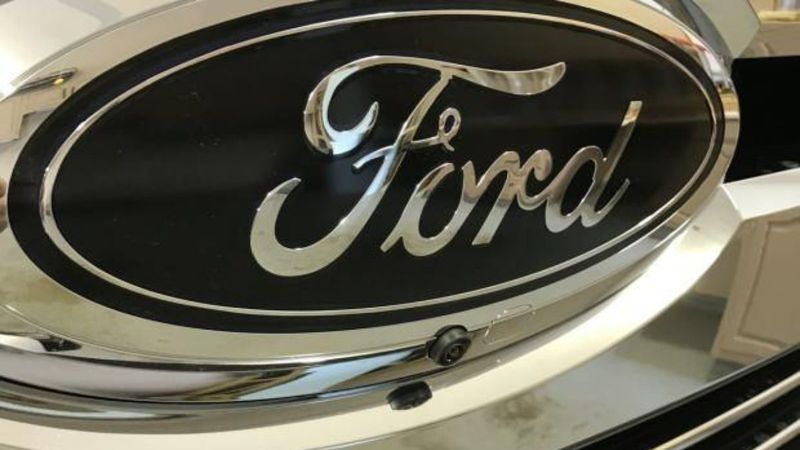 Ford Otosan  borçlarını ödemeyen bayilere dava açtı