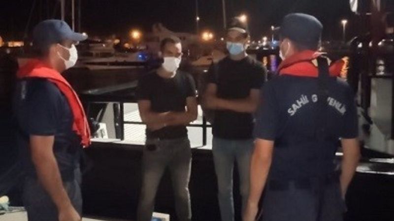 İzmir’de ticari gemide 2 düzensiz göçmen yakalandı