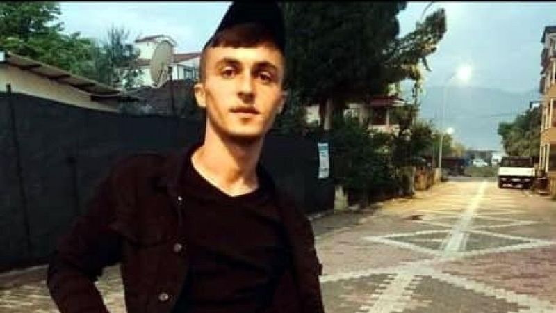 Bilecik'te Sakarya Nehri'ne düşen genç aranıyor