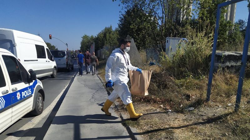 Küçükçekmece’de inşaatta çürümüş ceset bulundu
