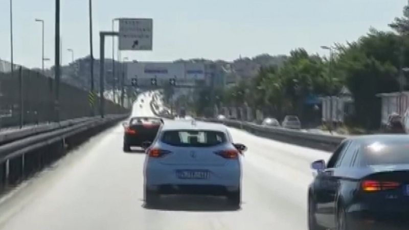 Küçükçekmece’de düğün konvoyunda makas atan araçlara ceza