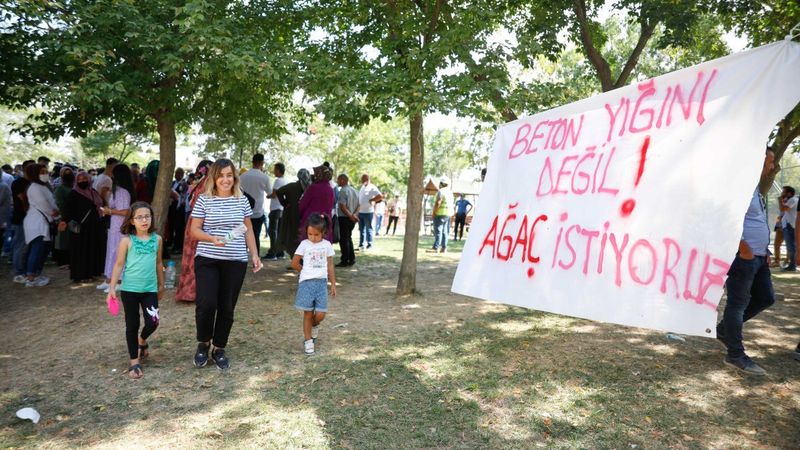 Eyüpsultan’da İBB’nin yıkacağı parkta eylem
