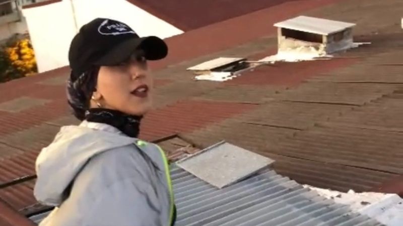 Esenyurt'ta sosyal medya için video çekerken çatıdan düştü
