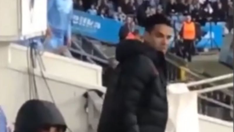 Randers maçında çıkan kavgada Falcao tribünden uzaklaştı