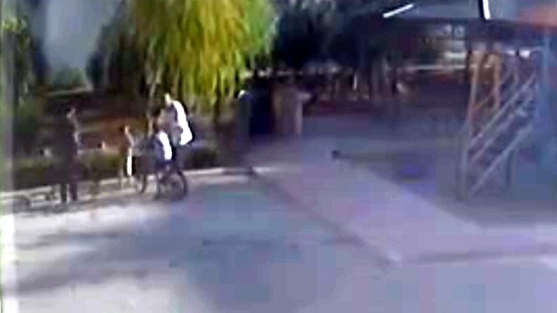 Kahramanmaraş’ta salçaya taş attılar diye çocukları dövdü