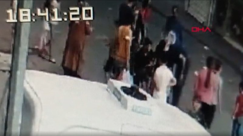 Diyarbakır’da 11 yaşındaki çocuk, maganda kurşununun hedefi oldu