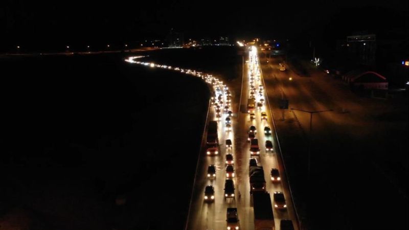 Kırıkkale'de 43 ilin geçiş güzergahında trafik kilitlendi