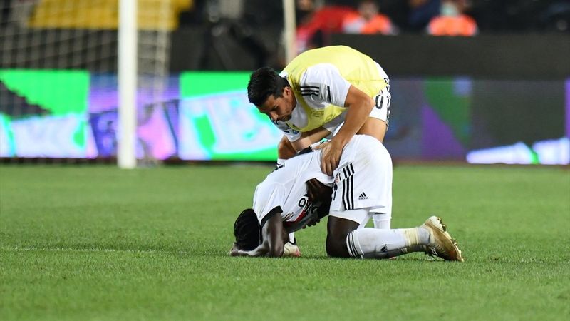 Necip Uysal, N'Sakala'nın baygınlık anını anlattı