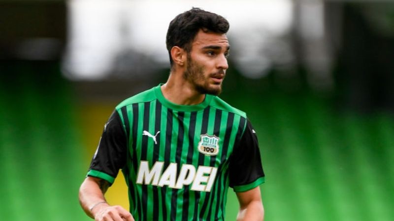 Sassuolo, Kaan Ayhan'ı satmak istemiyor