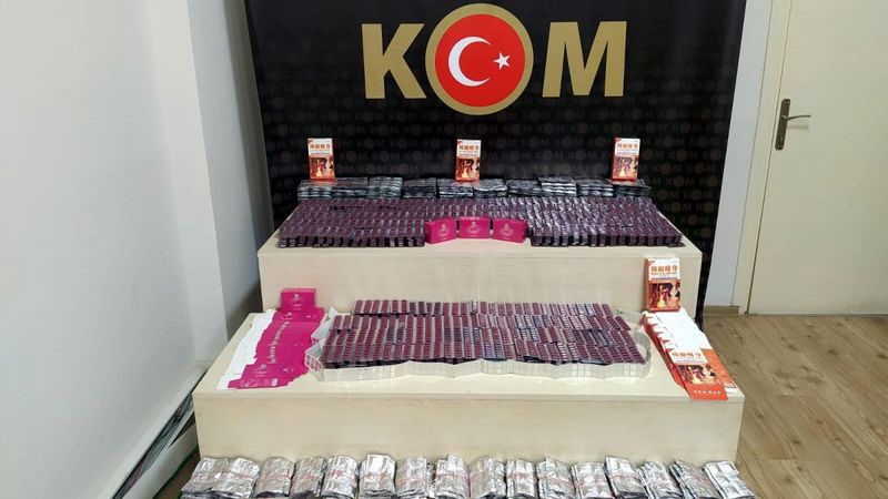 İzmir’de 7 şahıs, kaçakçılık operasyonunda yakalandı