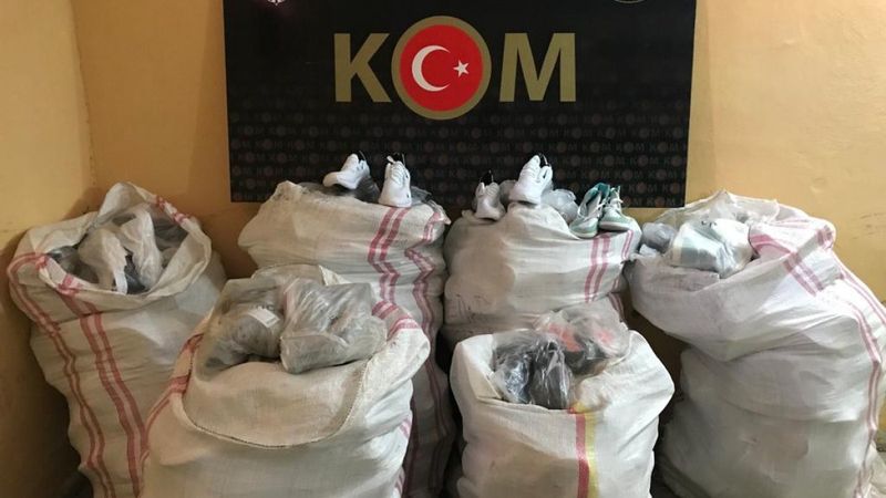 Şırnak'ta 40 şahıs, kaçakçılık ve asayiş operasyonlarında yakalandı