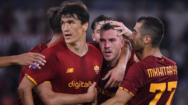 Roma, Fiorentina'yı 3 golle geçti