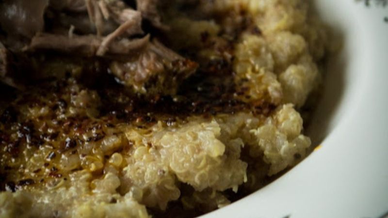 Denemeyen pişman: Tavuklu kinoa keşkeği