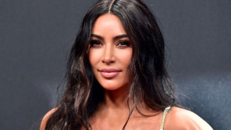 Takipçileri 'bir eksiklik' var dedi! Kim Kardashian'ın poposu kafaları karıştırdı