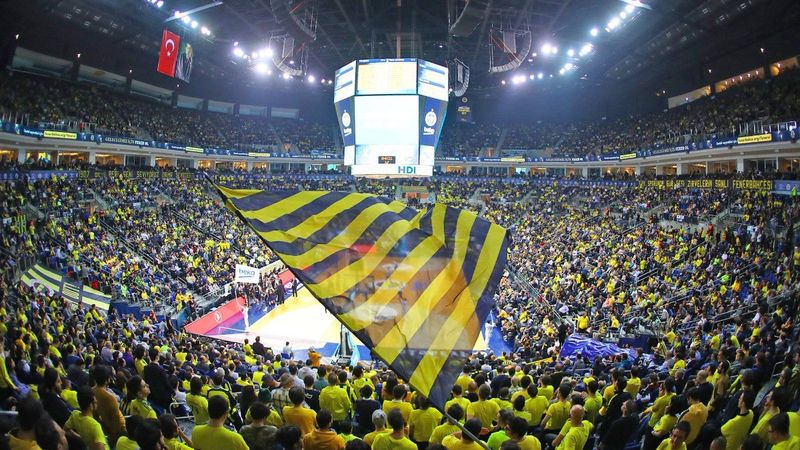 TBF: Ev sahibi takımın taraftarları salona alınacak