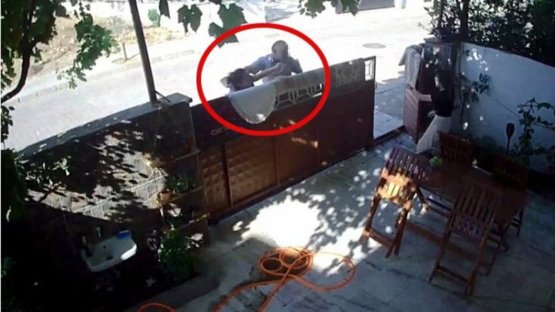 Aydın’da, kapıyı süpüren komşusunu yumruklarla darbetti