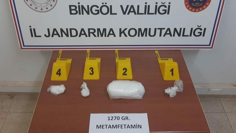 Bingöl’de 500 bin TL değerinde uyuşturucu yakalandı