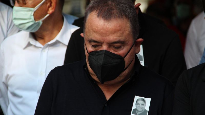 Muhittin Böcek'ten, ağabeyine son görev