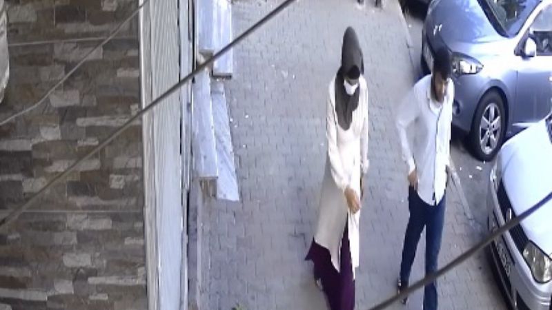 Sultangazi'de esnaf, hırsızlık şüphelisi çiftten şikayetçi oldu