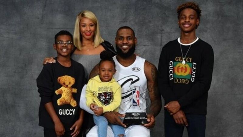 Lebron James: Baba olmak en büyük başarım