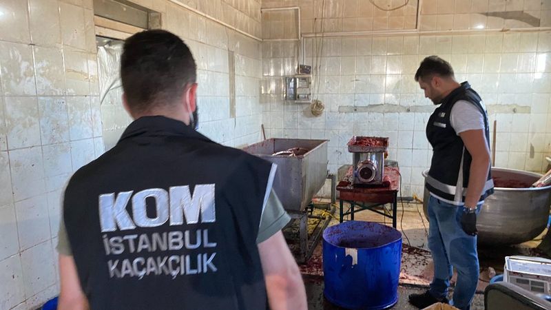 Beylikdüzü’nde nargile tütünü imalathanesine operasyon