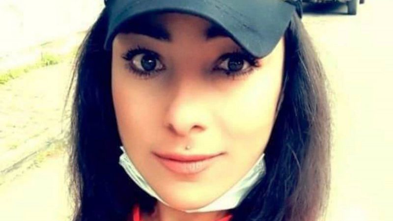 Antalya'da arkadaşının evinde ölü bulunan kadının cenazesi teslim edildi