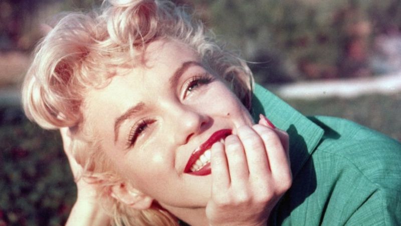 Kadınların çekici gözükmesini sağlayan en temel özellikler