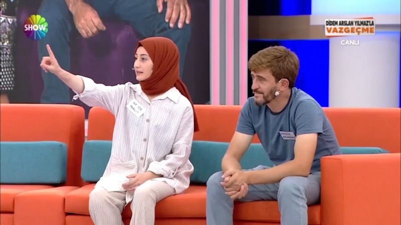 Didem Arslan'ın programında öğretmenlik okuyan genç kıza tepki