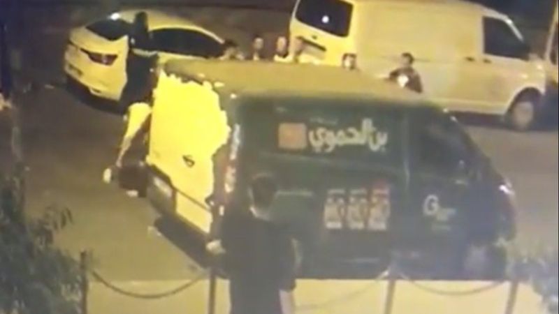 İstanbul'da magandalar genç kızları darbetti