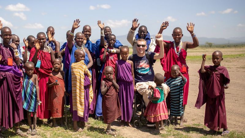 Hırvat seyyah, tekerlekli sandalyesine rağmen dünyayı geziyor