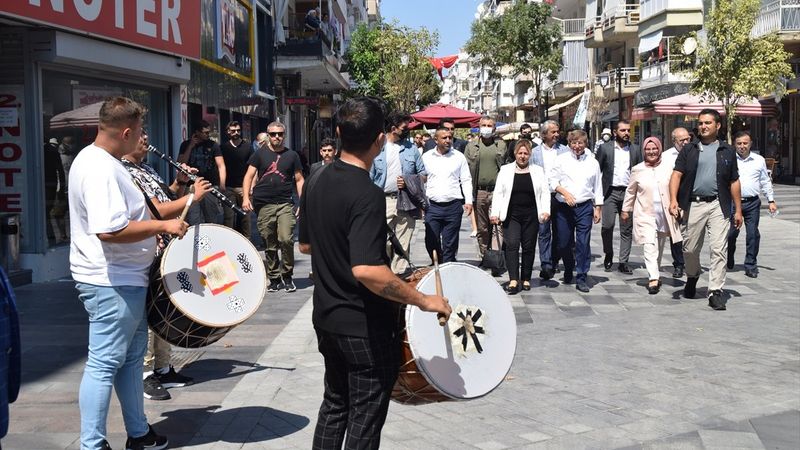 Ahmet Davutoğlu'nun sönük geçen Aydın ziyareti