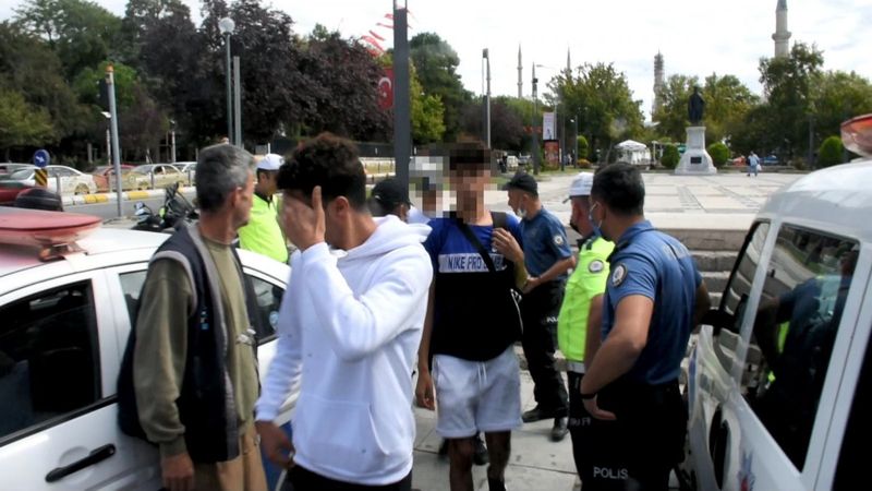 Edirne'de 4 kişiye cinsel tacizden gözaltı