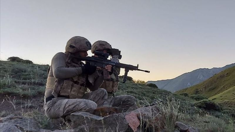 Irak'ın kuzeyinde 2 PKK'lı terörist etkisiz hale getirildi