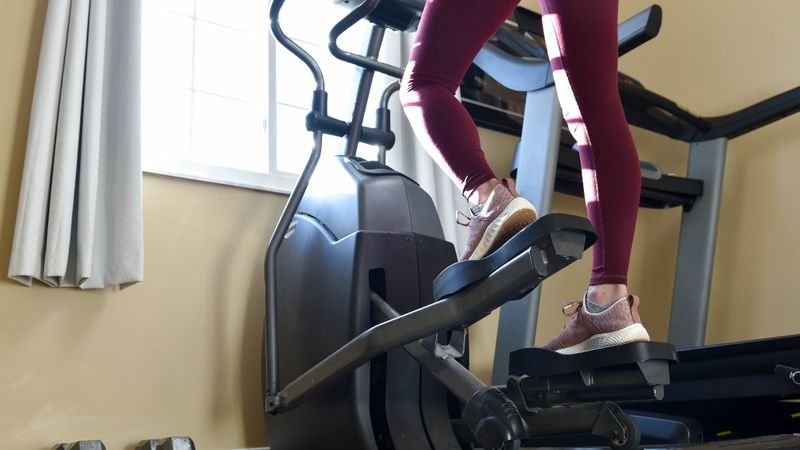 Eliptik bisiklet kullanmanın 5 faydası