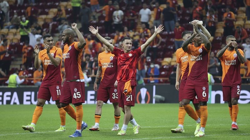 Galatasaray, yeni transferlerin maaşlarını çıkarttı