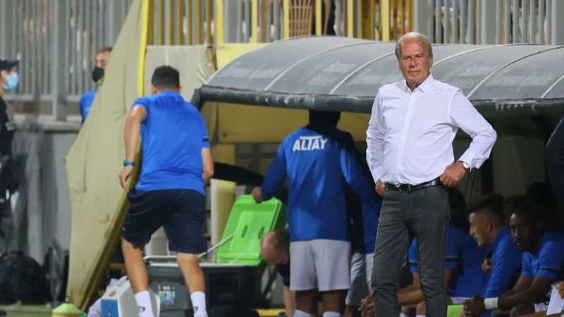 Mustafa Denizli, TFF'nin hoca seçimini eleştirdi